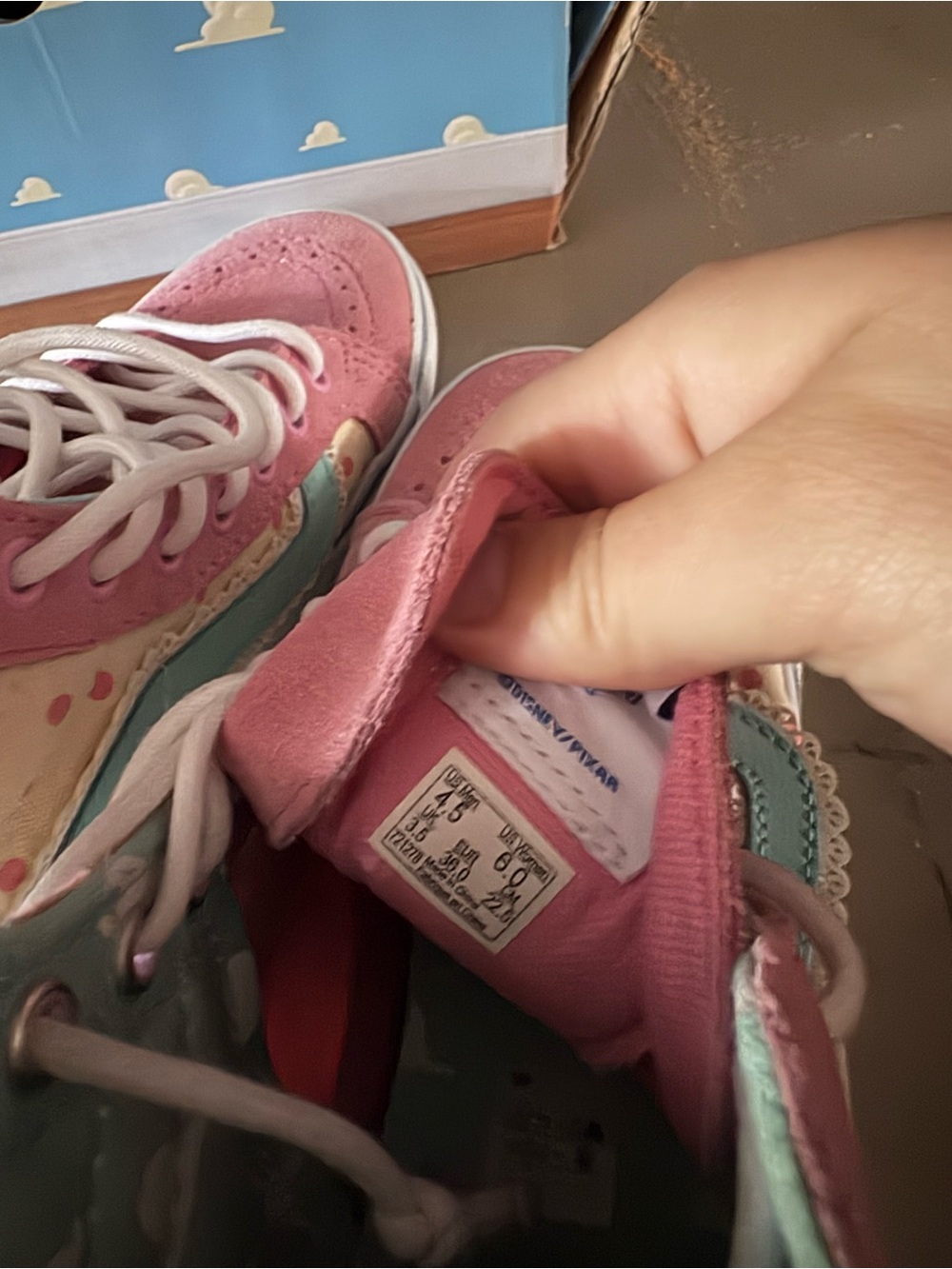 Vans Bo-peep limited edition hi top vans - Picture 4 of 8